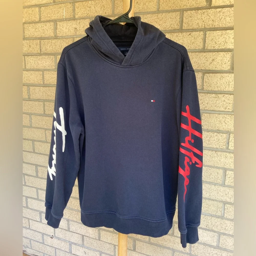 Tommy Hilfiger Soft Classic Navy Blue Hoodie White Red Cursive Logo Sleeve Decal